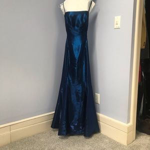 Sexy Blue tafetta Jessica McClintock gown